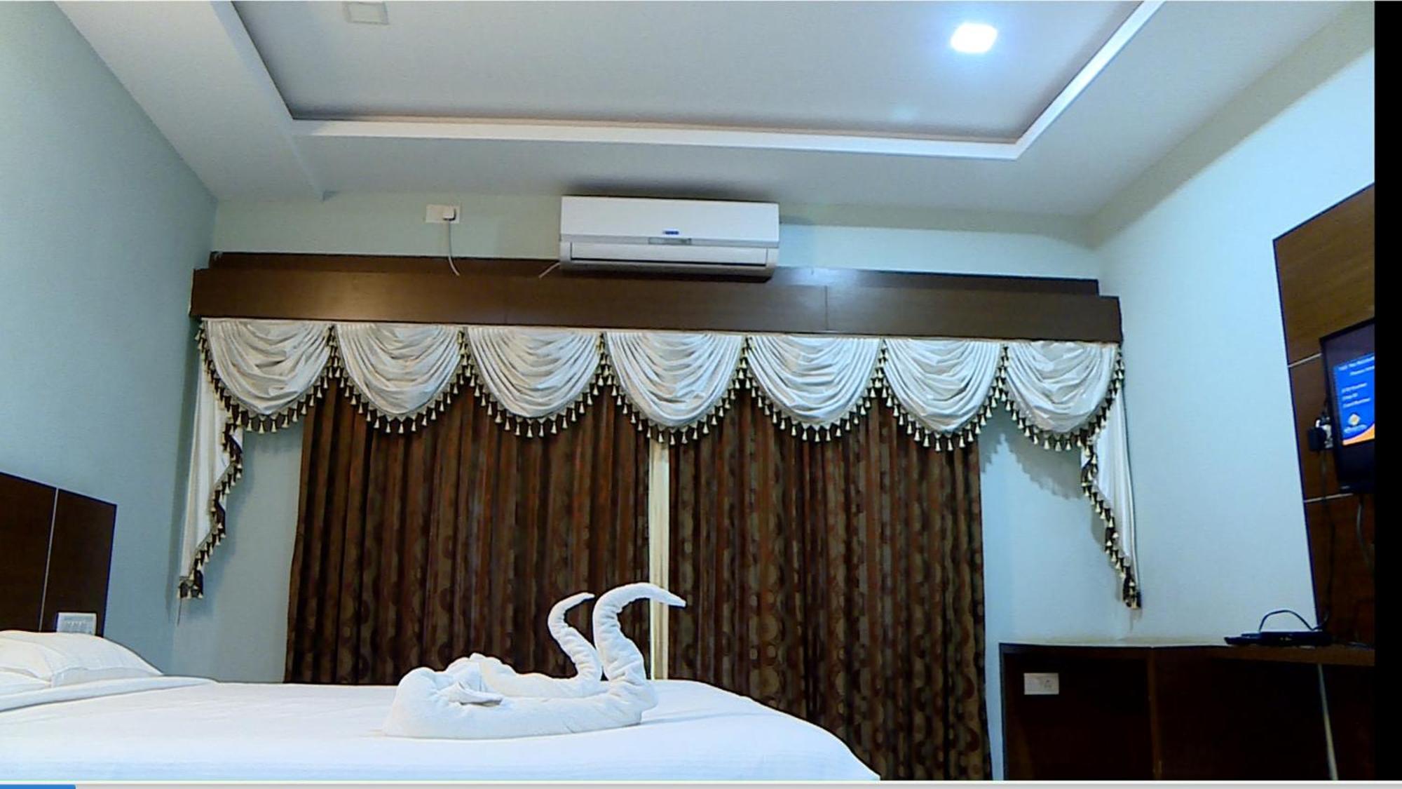 Nijaguna Resorts Chamrajnagar Экстерьер фото